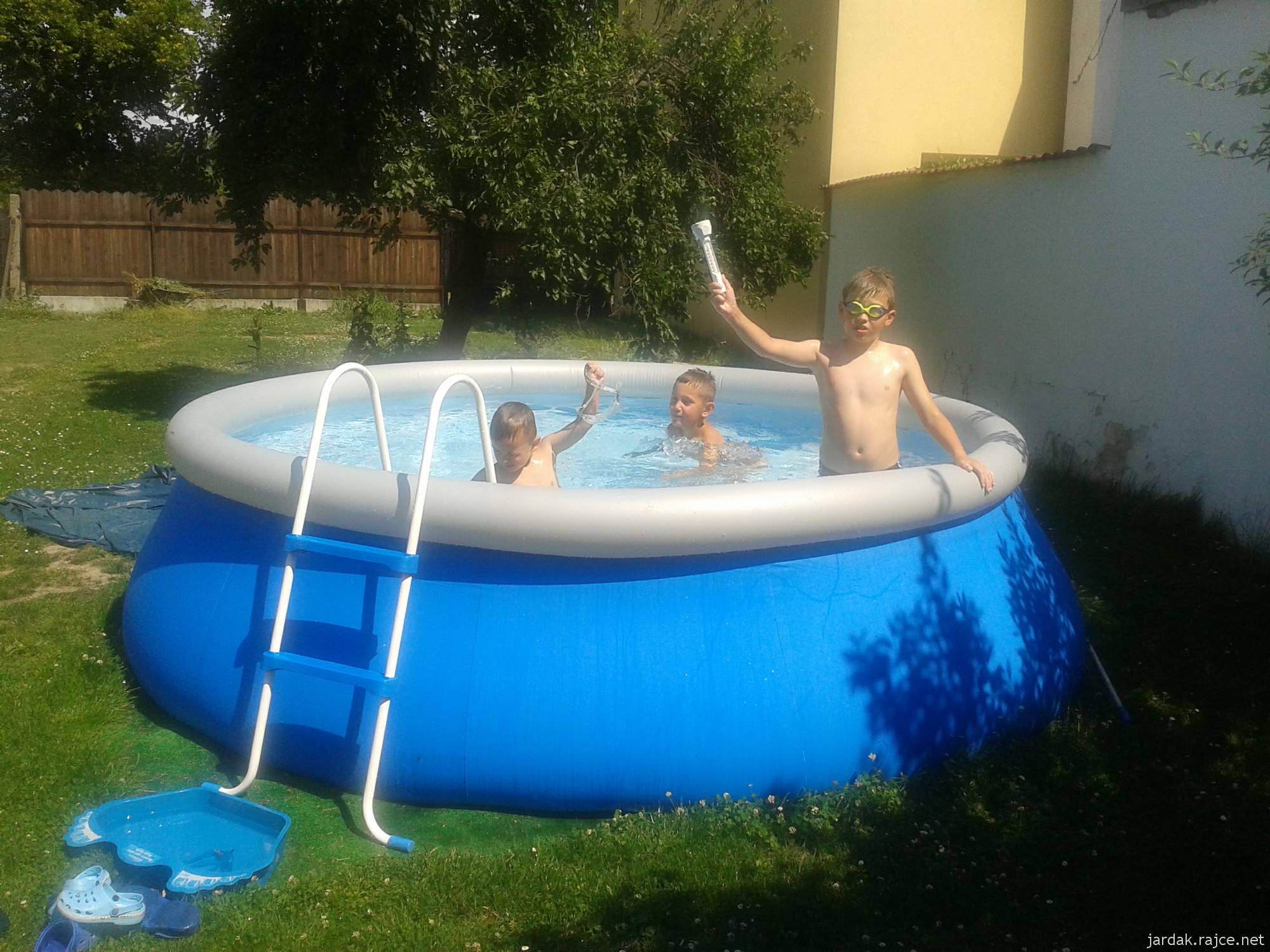 rajce.idnes. prazdniny boy 2014 - prázdniny telefonem – JardaK – album na Rajčeti