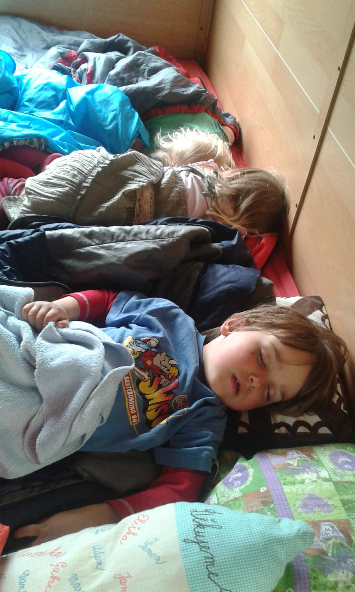 rajce  [[[[deti idnes rajce sleep 1 
