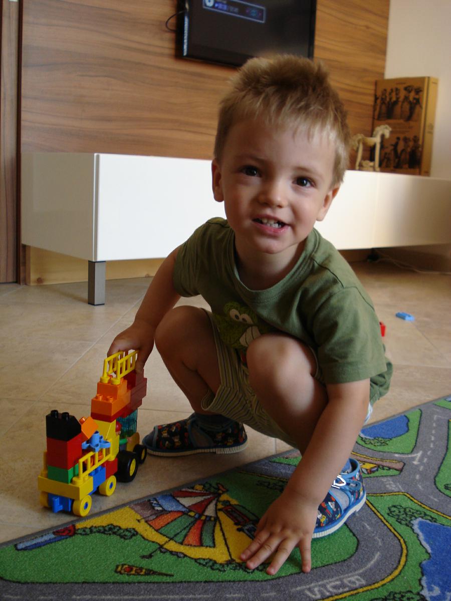 indes toddler rajce Kuba Peroutka 2-2,5 roku – proutek – album na Rajčeti